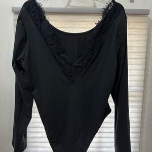 Black Lace V-Neck Long Sleeve bodysuit
